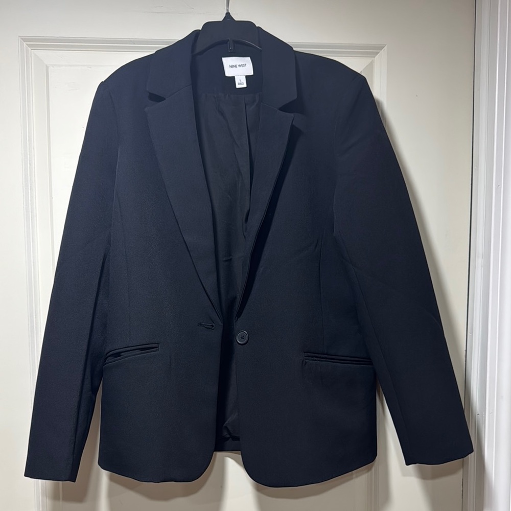 Nine West Women’s Black Blazer